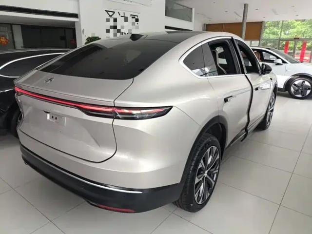 Nio EC7 — Фото автомобиля 6