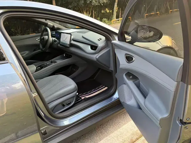 BYD Seal 06 GT — Фото автомобиля 9