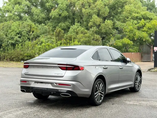 Geely Xingrui — Фото автомобиля 4