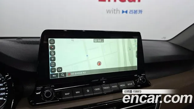 Kia Seltos Seltos Бензин 1.6 турбо 2WD — Фото автомобиля 15