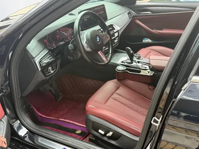 BMW 5 Series — Фото автомобиля 7
