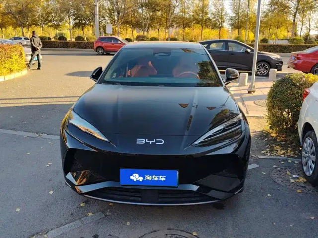 BYD Sealion 07 EV — Фото автомобиля 2