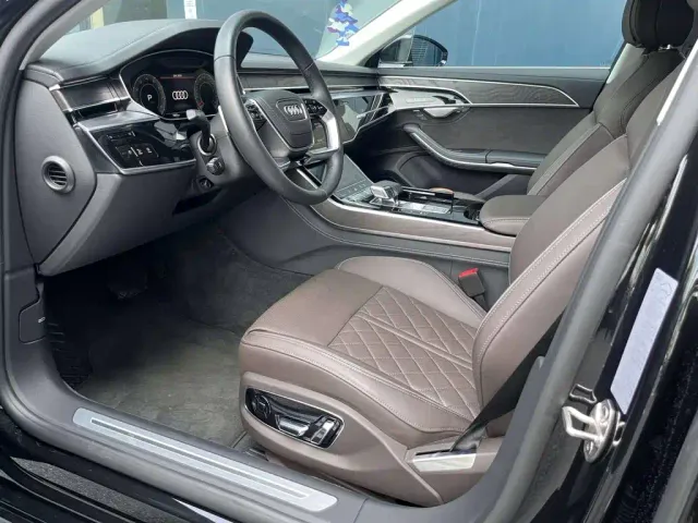 Audi A8 — Фото автомобиля 7