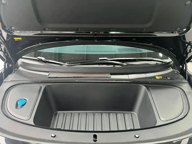 Li Auto i6 — Фото автомобиля 5