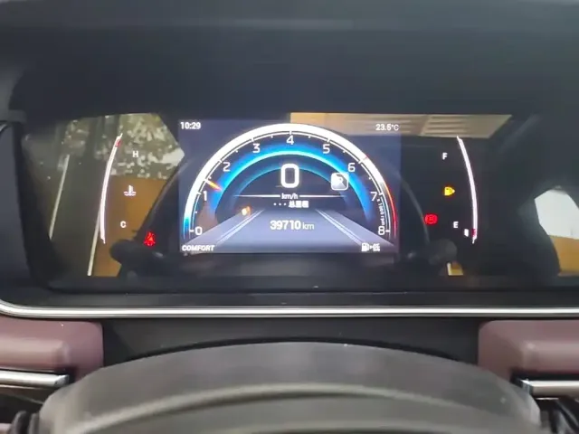 GAC Trumpchi M6 — Фото автомобиля 11