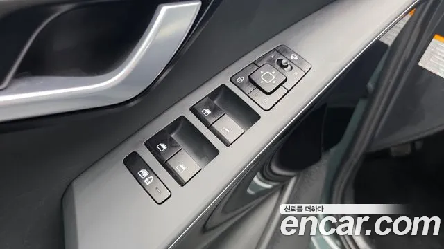 Kia Niro The All New — Фото автомобиля 29