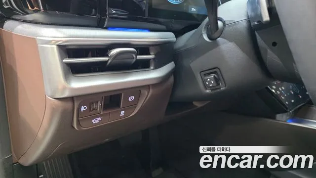 Hyundai Grandeur GN7 — Фото автомобиля 28