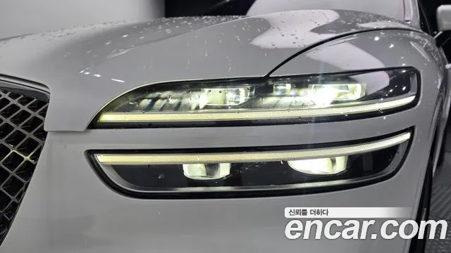 Genesis GV70 2.5T Бензин AWD — Фото автомобиля 21