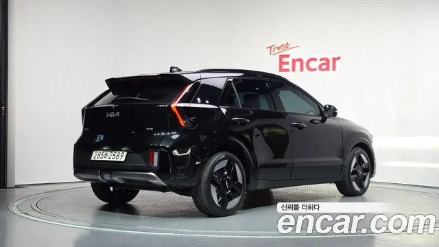 Kia Niro 2nd Gen — Фото автомобиля 2