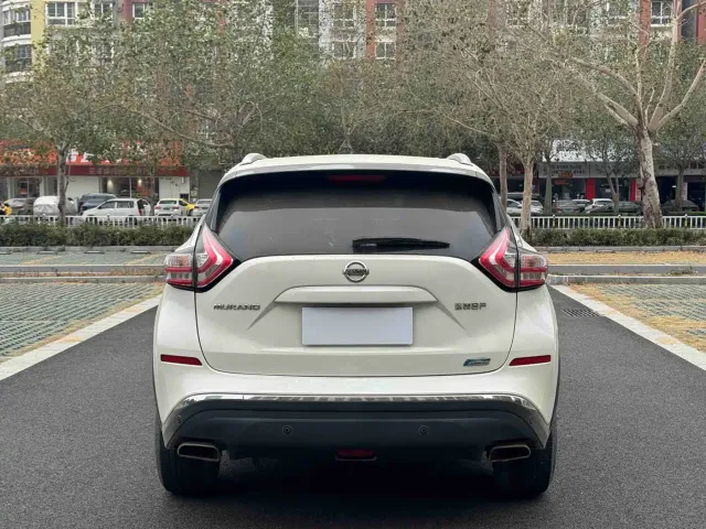 Nissan Murano — Фото автомобиля 8