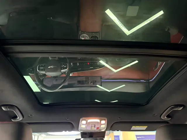 Genesis GV70 — Фото автомобиля 17