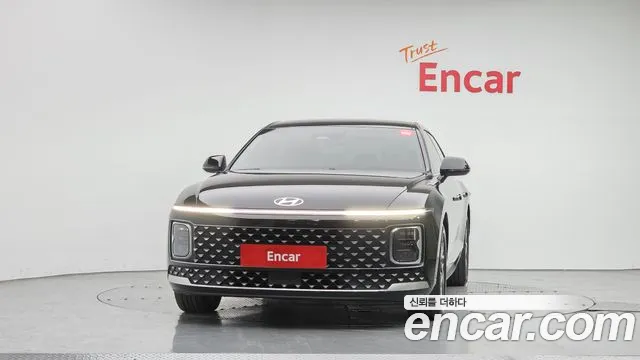 Hyundai Grandeur GN7 — Фото автомобиля 3