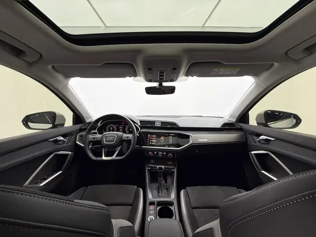 Audi Q3 — Фото автомобиля 9