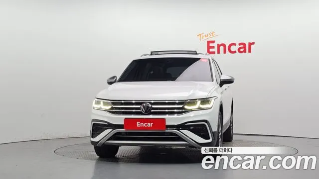 Volkswagen Tiguan — Фото автомобиля 3