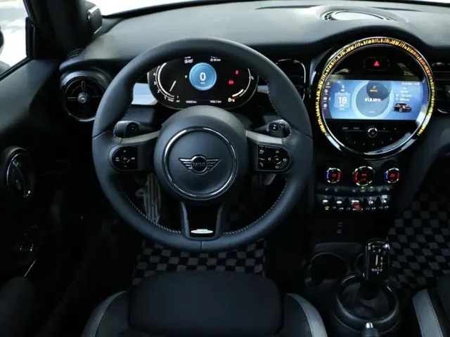 MINI Hatch — Фото автомобиля 19