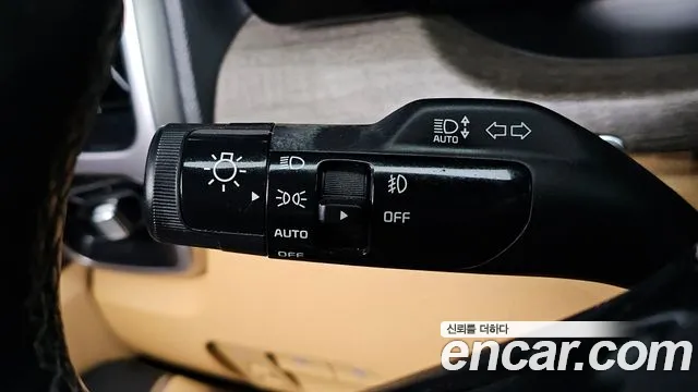 Kia Sorento Sorento 4-е поколение Бензин 2.5T 2WD — Фото автомобиля 15