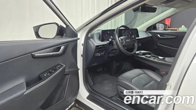 Kia EV6 — Фото автомобиля 15