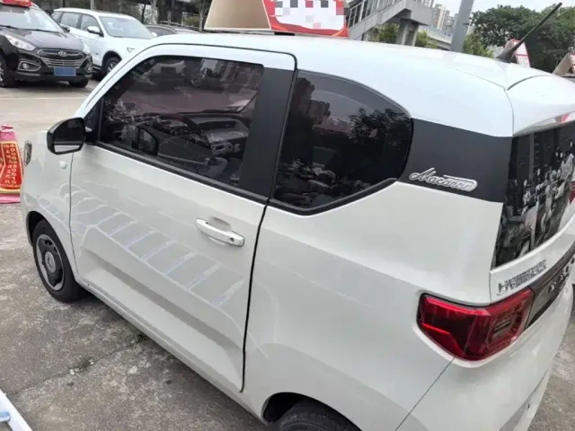 Wuling Hongguang Mini EV — Фото автомобиля 4