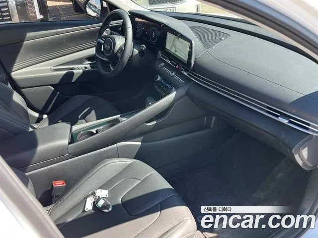 Hyundai Avante CN7 — Фото автомобиля 15