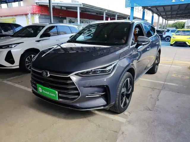 Фотография автомобиля — BYD Tang
