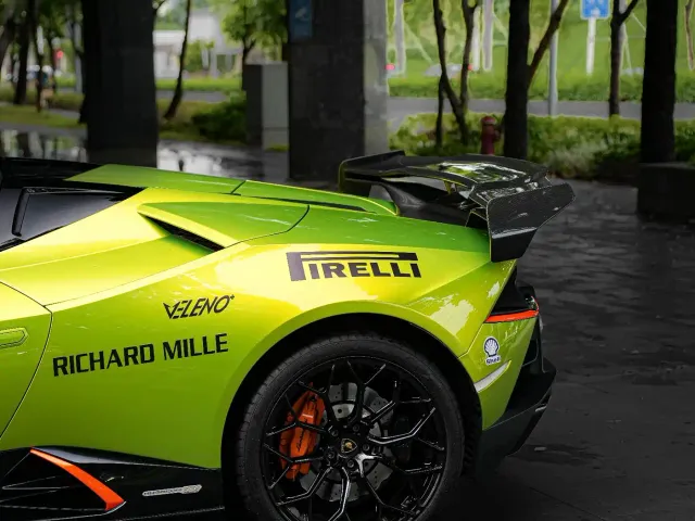Lamborghini Huracan — Фото автомобиля 14