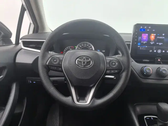 Toyota Corolla — Фото автомобиля 11