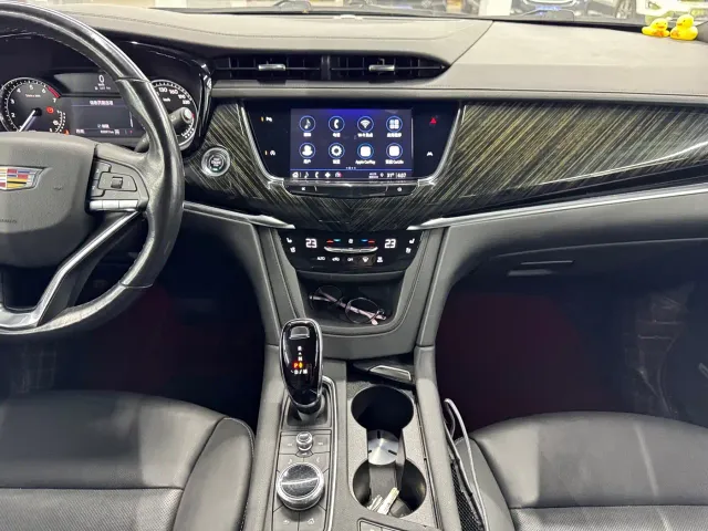 Cadillac XT6 — Фото автомобиля 13