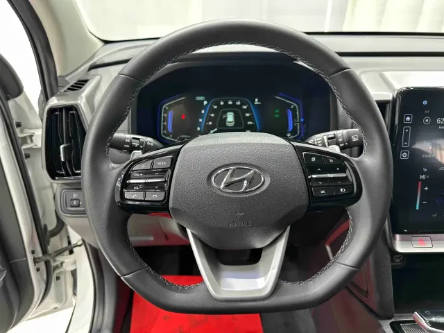 Hyundai ix35 — Фото автомобиля 8