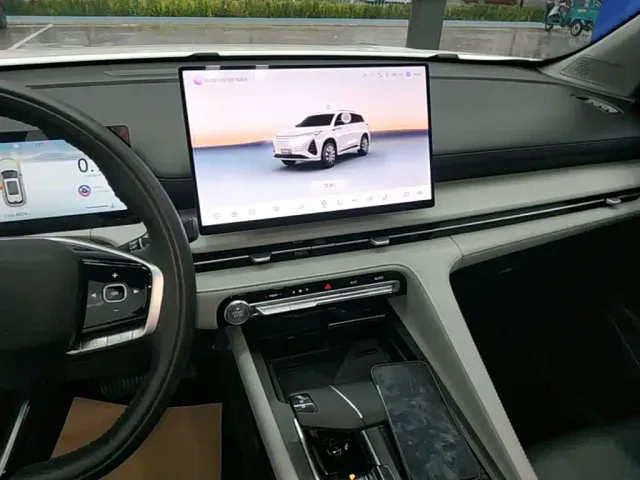 Changan CS75 Plus — Фото автомобиля 12