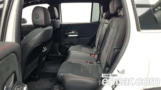 Mercedes-Benz GLB-Class — Фото автомобиля 26