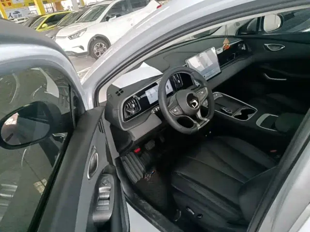 BYD Sealion 05 EV — Фото автомобиля 15