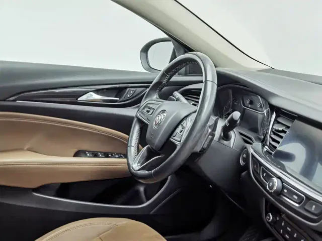 Buick Regal — Фото автомобиля 22