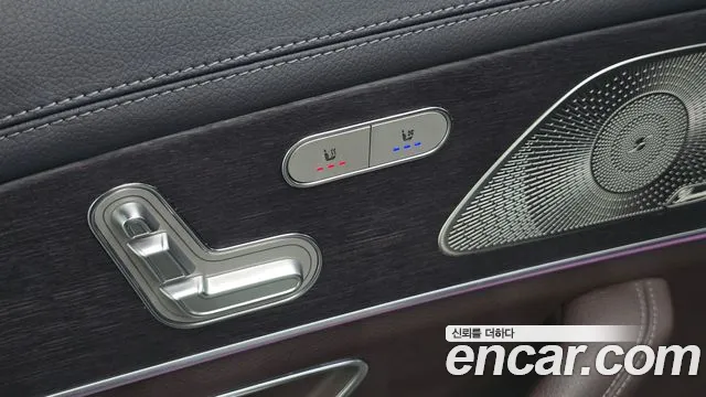 Mercedes-Benz GLS-Class — Фото автомобиля 28