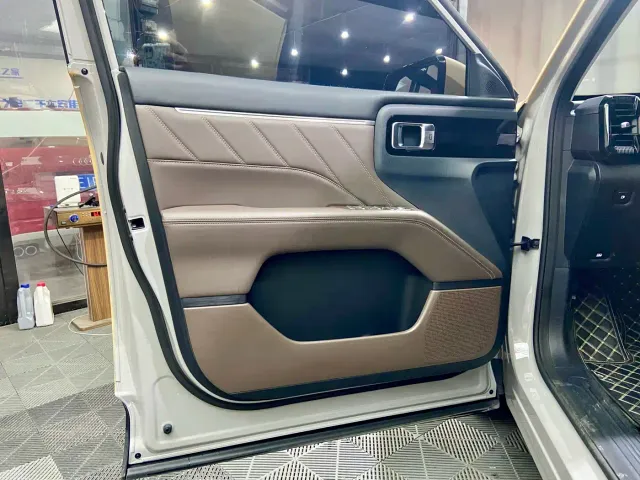 Wuling Starlight 560 — Фото автомобиля 8