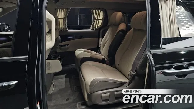 Kia Carnival 4th Gen — Фото автомобиля 18