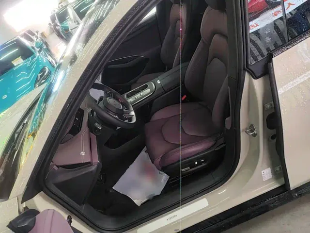 Xiaomi SU7 — Фото автомобиля 14