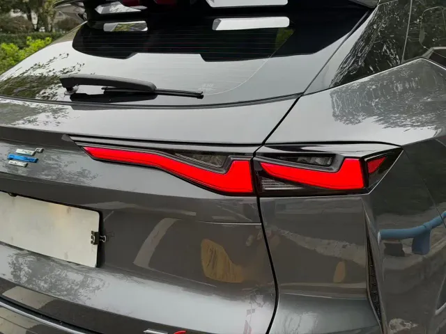Changan Z6 — Фото автомобиля 21