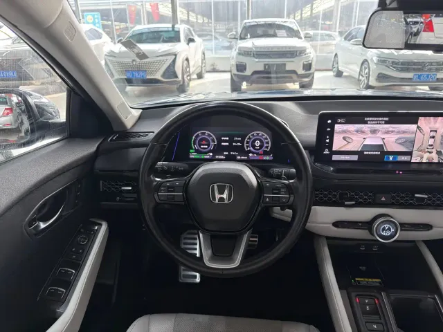 Honda Accord — Фото автомобиля 11