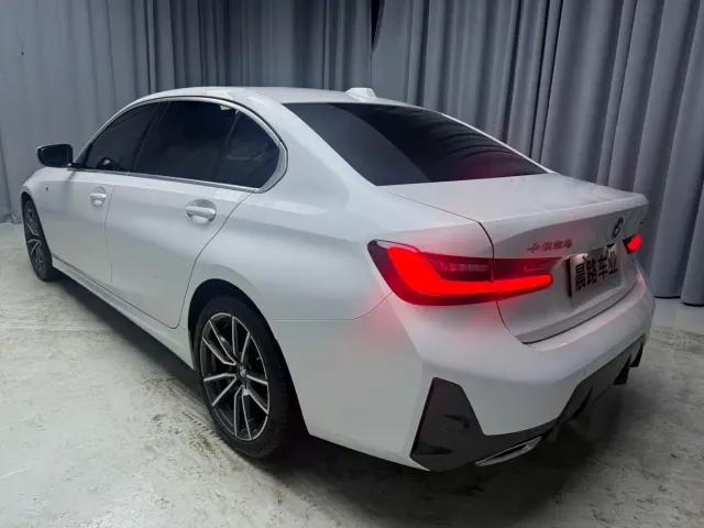 BMW 3 Series — Фото автомобиля 4