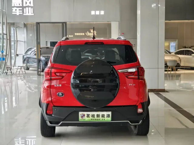 BYD Yuan Pro — Фото автомобиля 12
