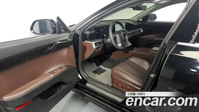 Hyundai Grandeur Grandeur (GN7) 2.5 Бензин 2WD — Фото автомобиля 10