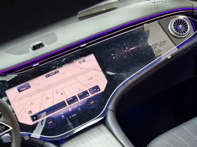 Mercedes-Benz EQS SUV — Фото автомобиля 20