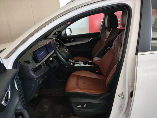 Chery Tiggo 8 PLUS Kunpeng e+ — Фото автомобиля 14