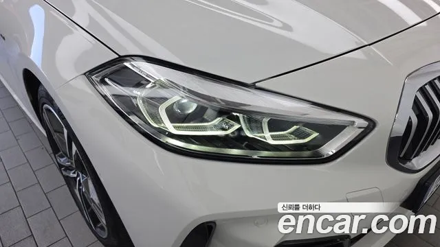 BMW 1 Series F40 — Фото автомобиля 7
