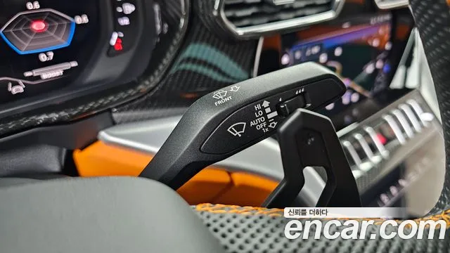Lamborghini Urus — Фото автомобиля 19