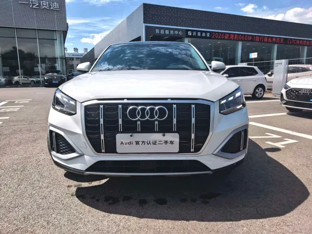 Audi Q2L — Фото автомобиля 7