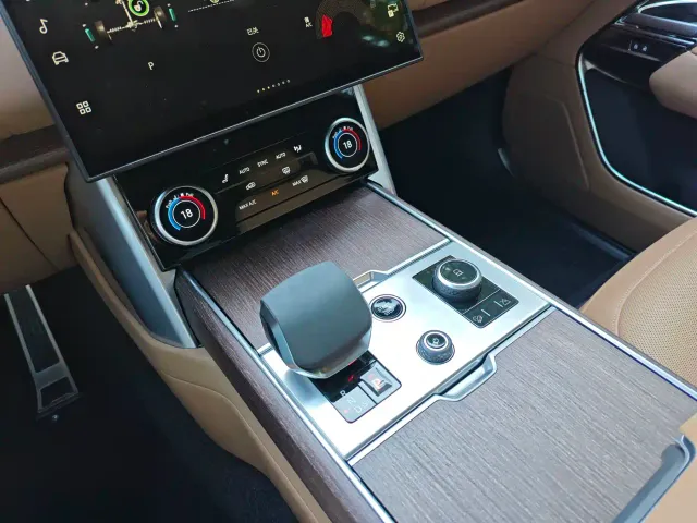 Land Rover Range Rover — Фото автомобиля 18