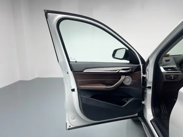 BMW X1 — Фото автомобиля 19