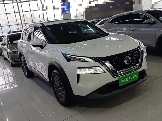 Nissan X-Trail — Фото автомобиля 3