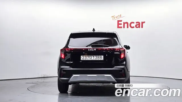 Kia Seltos Новый Seltos Бензин 1.6 турбо 2WD — Фото автомобиля 4